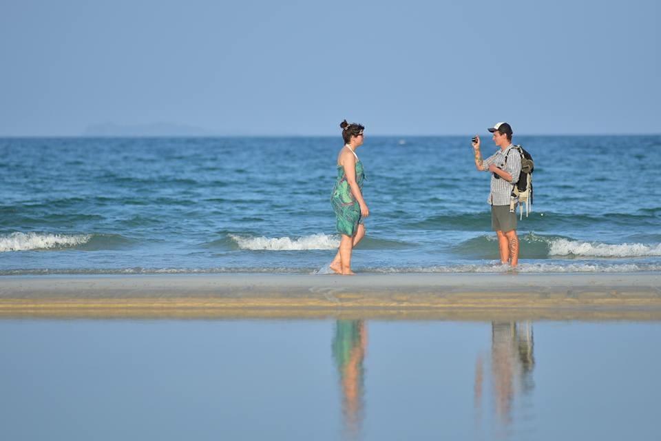 Hotel Baan Chumphon Pathio Esterno foto